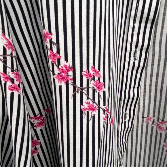 Solitaire Long Button Down Tunic Top Floral M - Picture 7 of 7